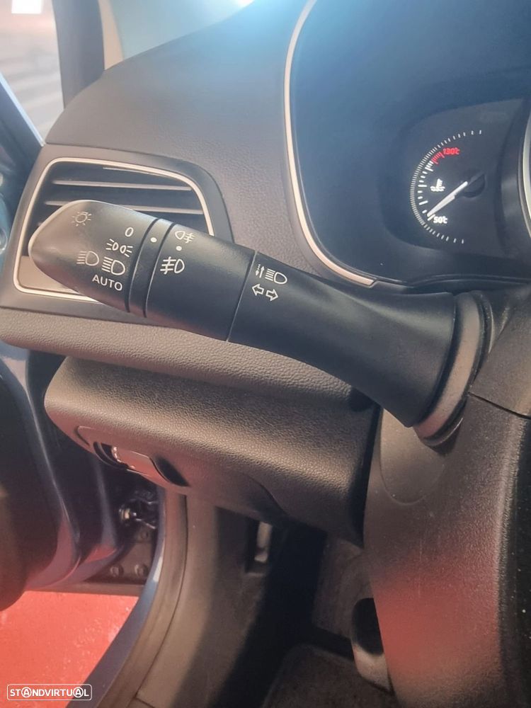 Renault Mégane 1.5 Blue dCi Limited - 7