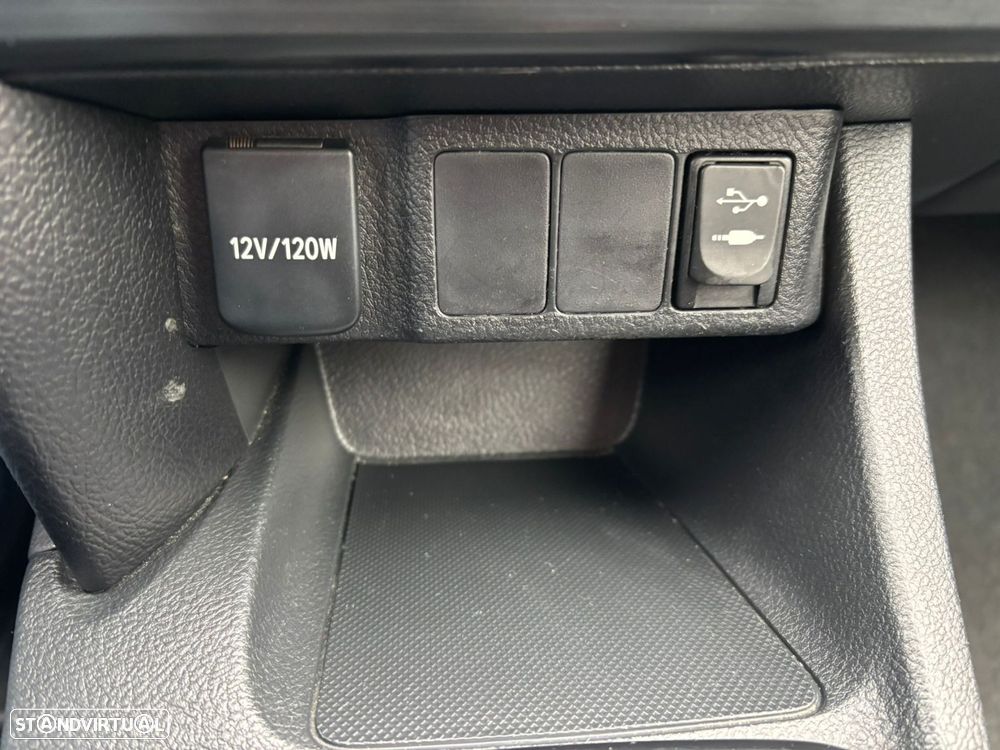 Toyota Auris 1.4 D-4D +AC - 30