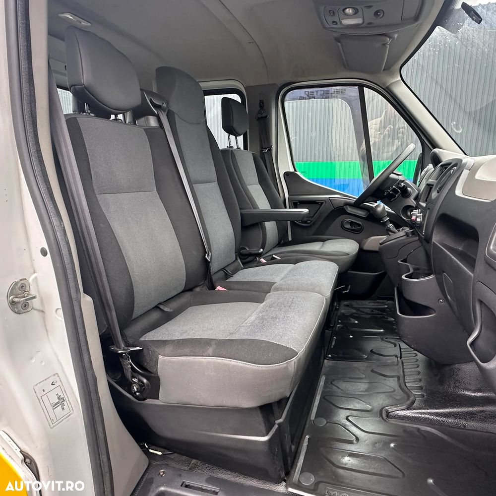 Renault Master DOKA 2.3 dCi / 7 locuri / Climă / Cârlig remorcare - 13