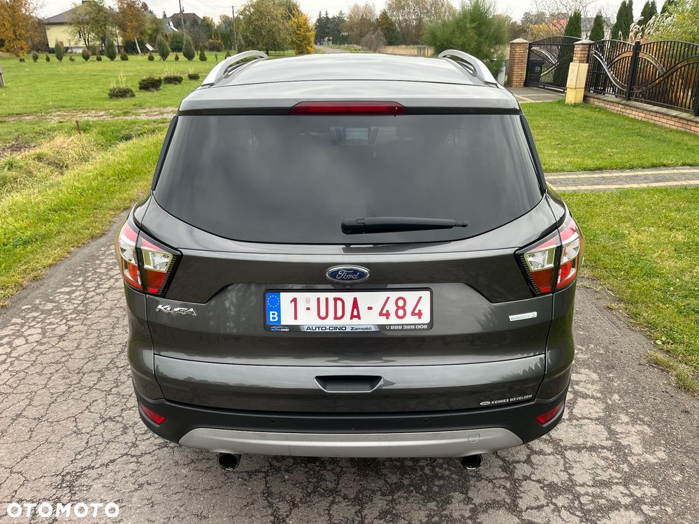 Ford Kuga - 10