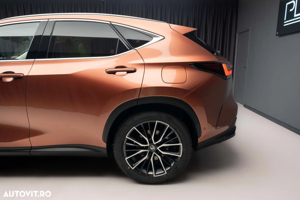 Lexus Seria NX 450h+ E-FOUR Luxury - 35