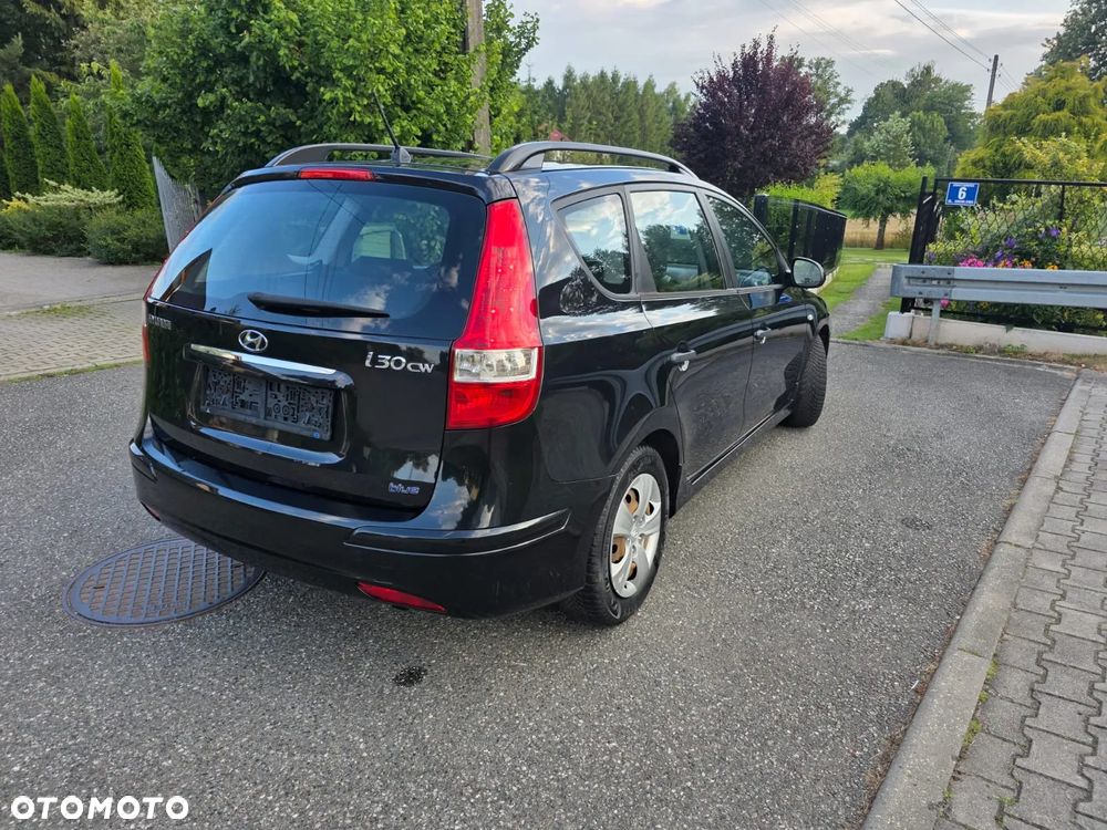 Hyundai i30 1.4 Base + World Cup - 32