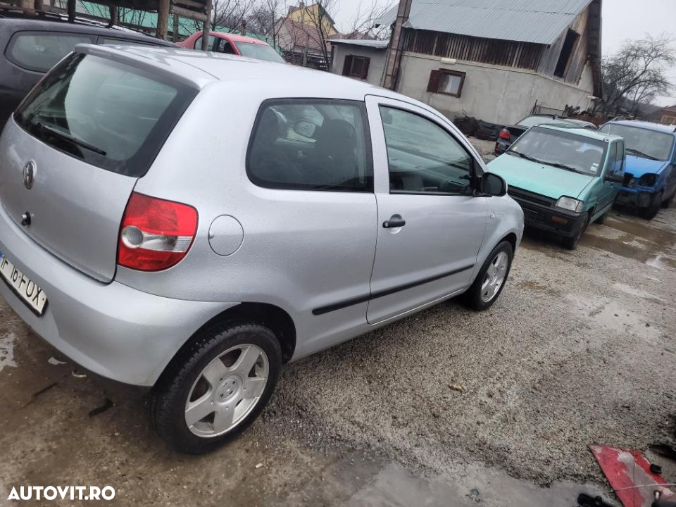 dezmembrez vw fox - 2