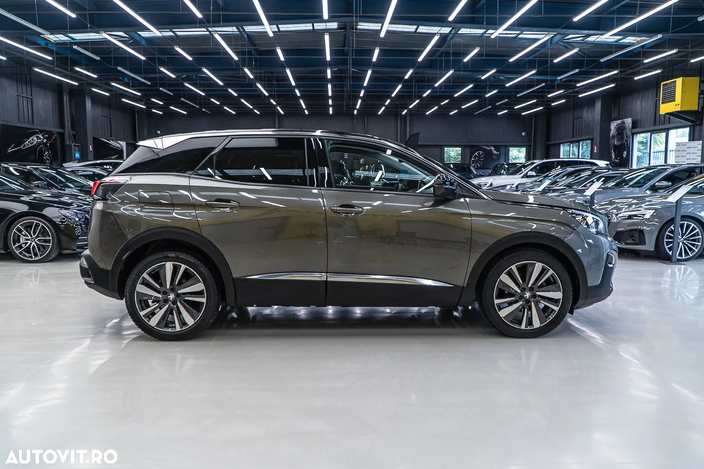 Peugeot 3008 1.2 PureTech 130 BVM6 Allure Pack - 19