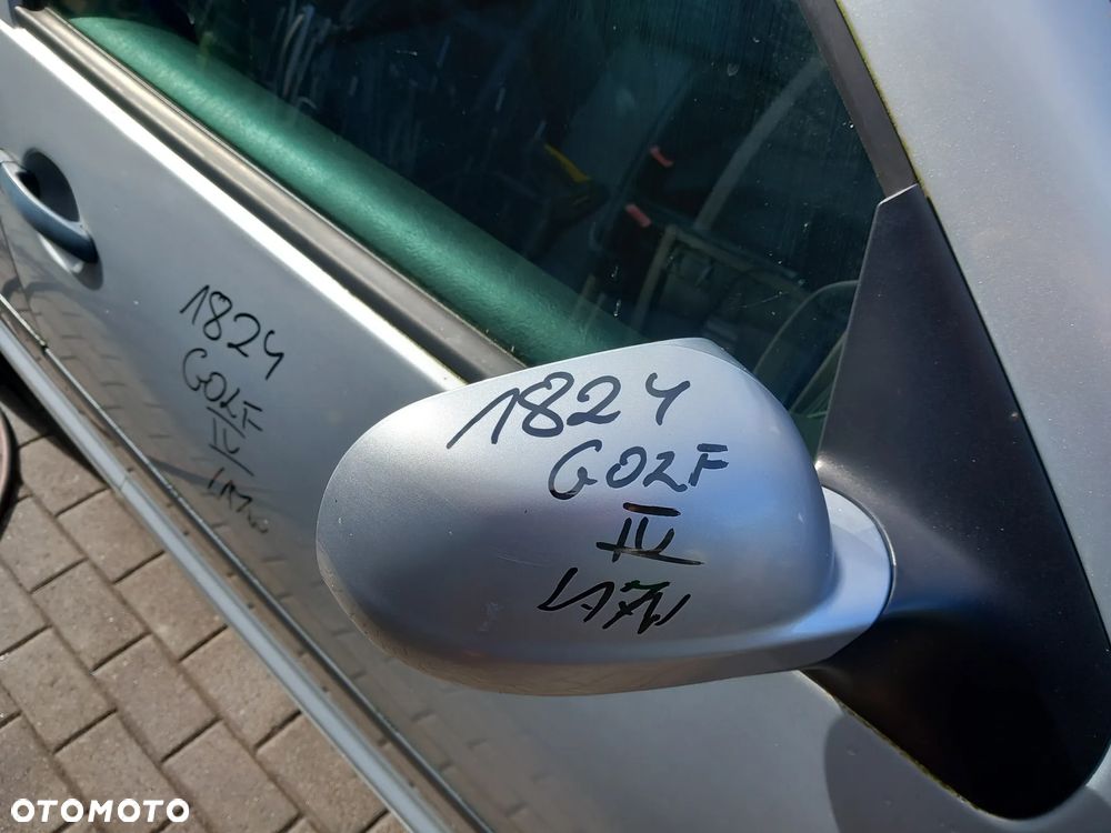VW GOLF IV LUSTERKO PRAWE PRZEDNIE PRAWY PRZÓD KOLOR: LA7W - 2