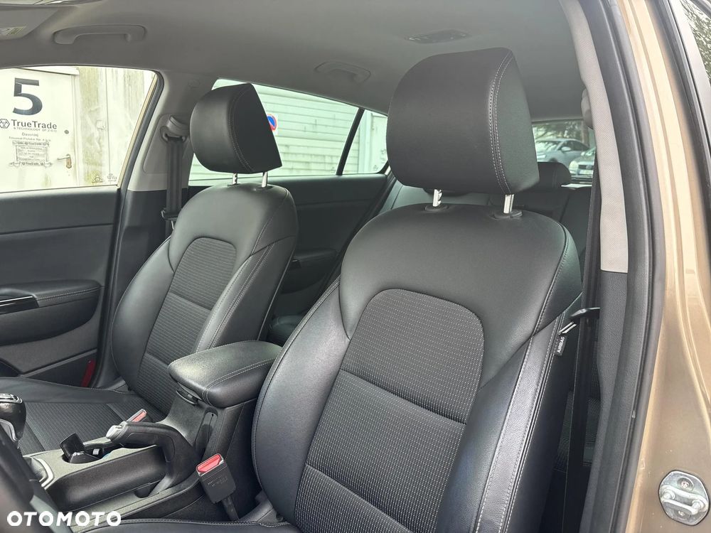 Kia Sportage 1.6 T-GDI L Business Line 2WD - 11