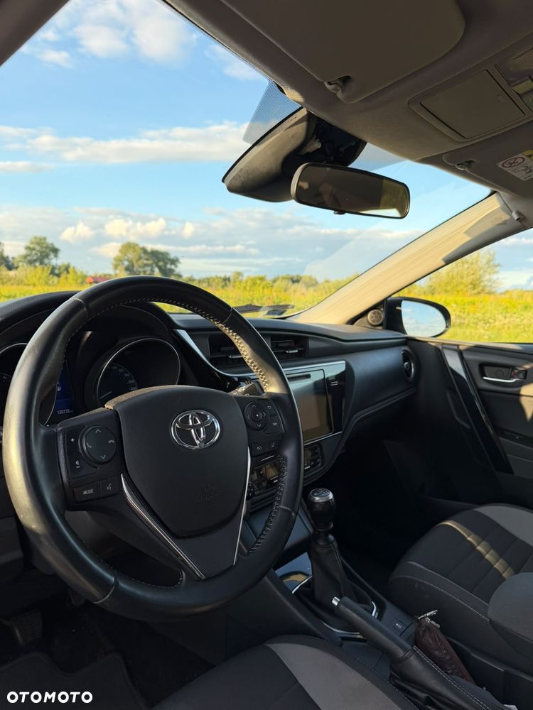 Toyota Auris 1.6 Classic Plus - 33