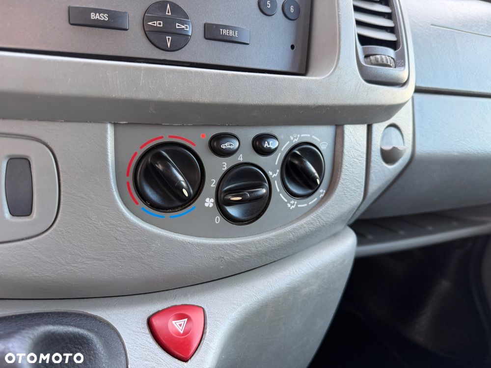 Opel Vivaro L2H1 2.9t - 34