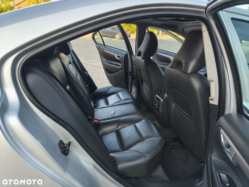 Volvo S60 2.4 Summum - 28