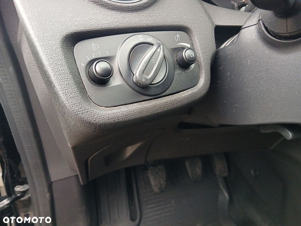 Ford Fiesta 1.25 Ambiente - 23