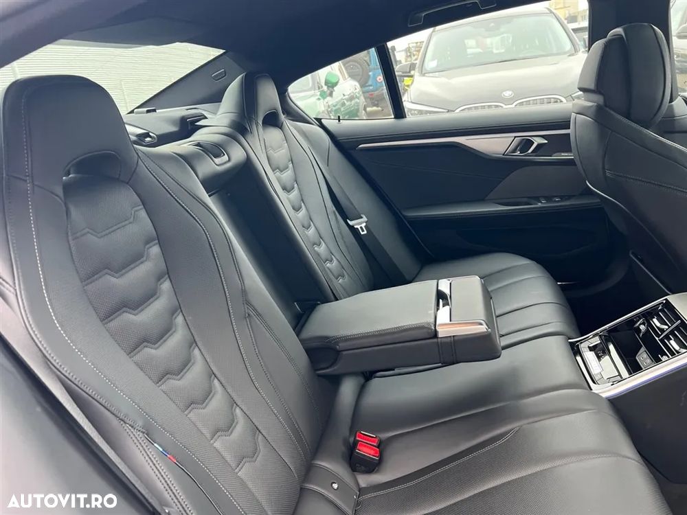BMW M8 M850i xDrive Gran Coupe - 14