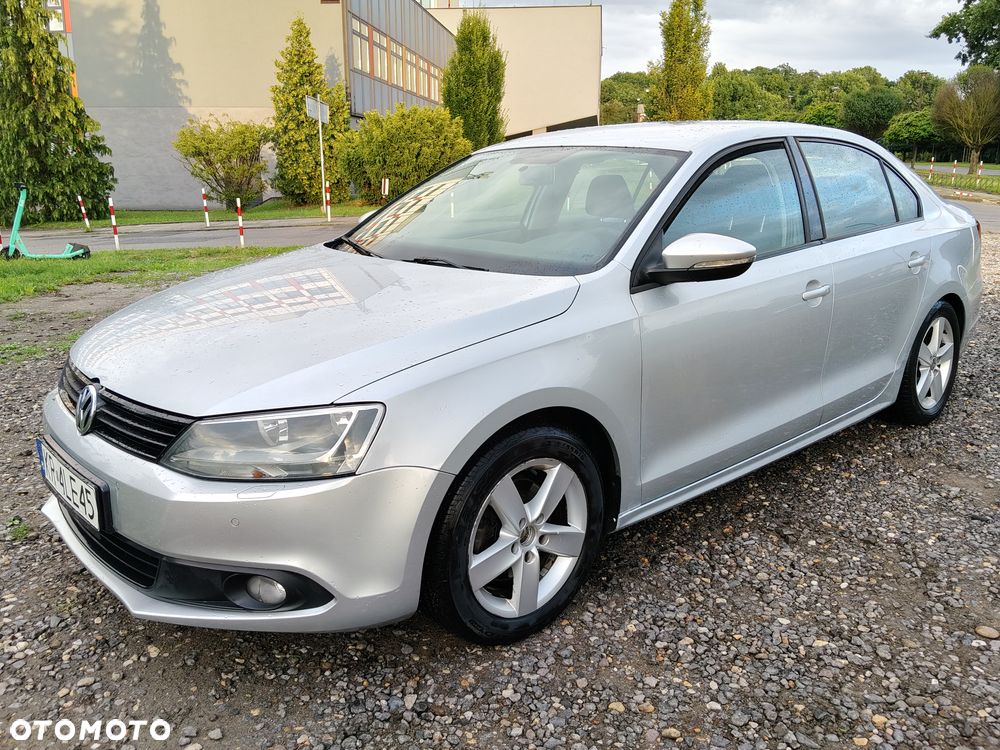 Volkswagen Jetta 1.6 TDI Comfortline Perfectline - 2
