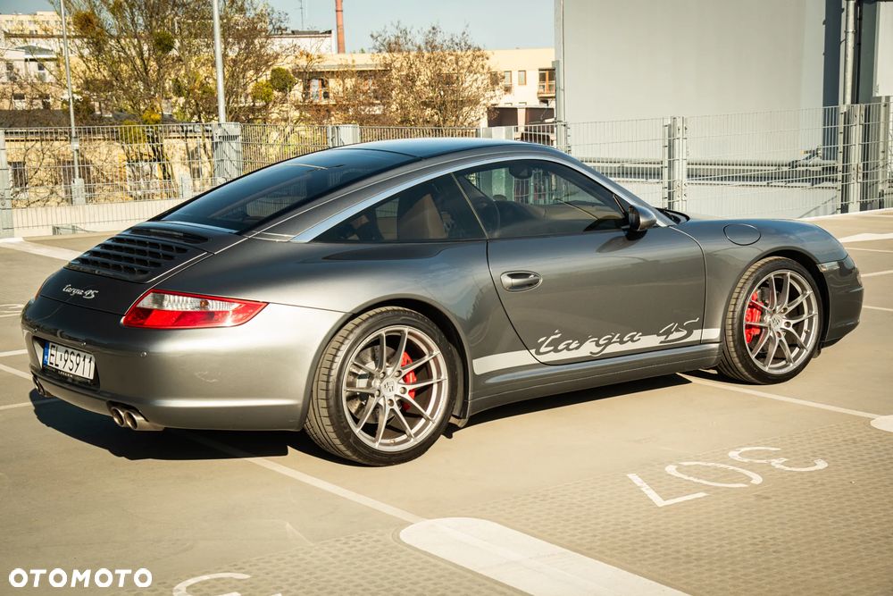 Porsche 911 - 15