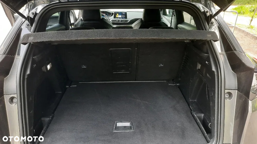 Peugeot 3008 1.5 BlueHDi Allure S&S EAT8 - 18