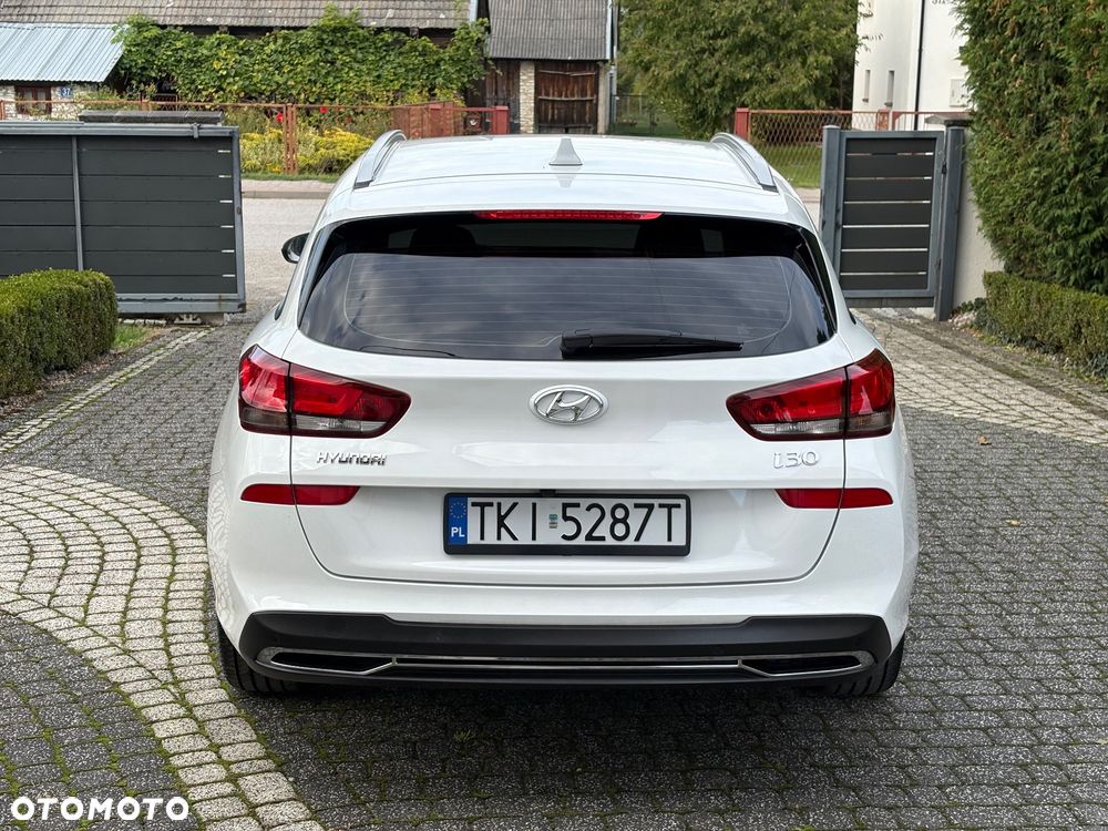 Hyundai i30 Kombi 1.5 T-GDI 48V-Hybrid Prime - 9