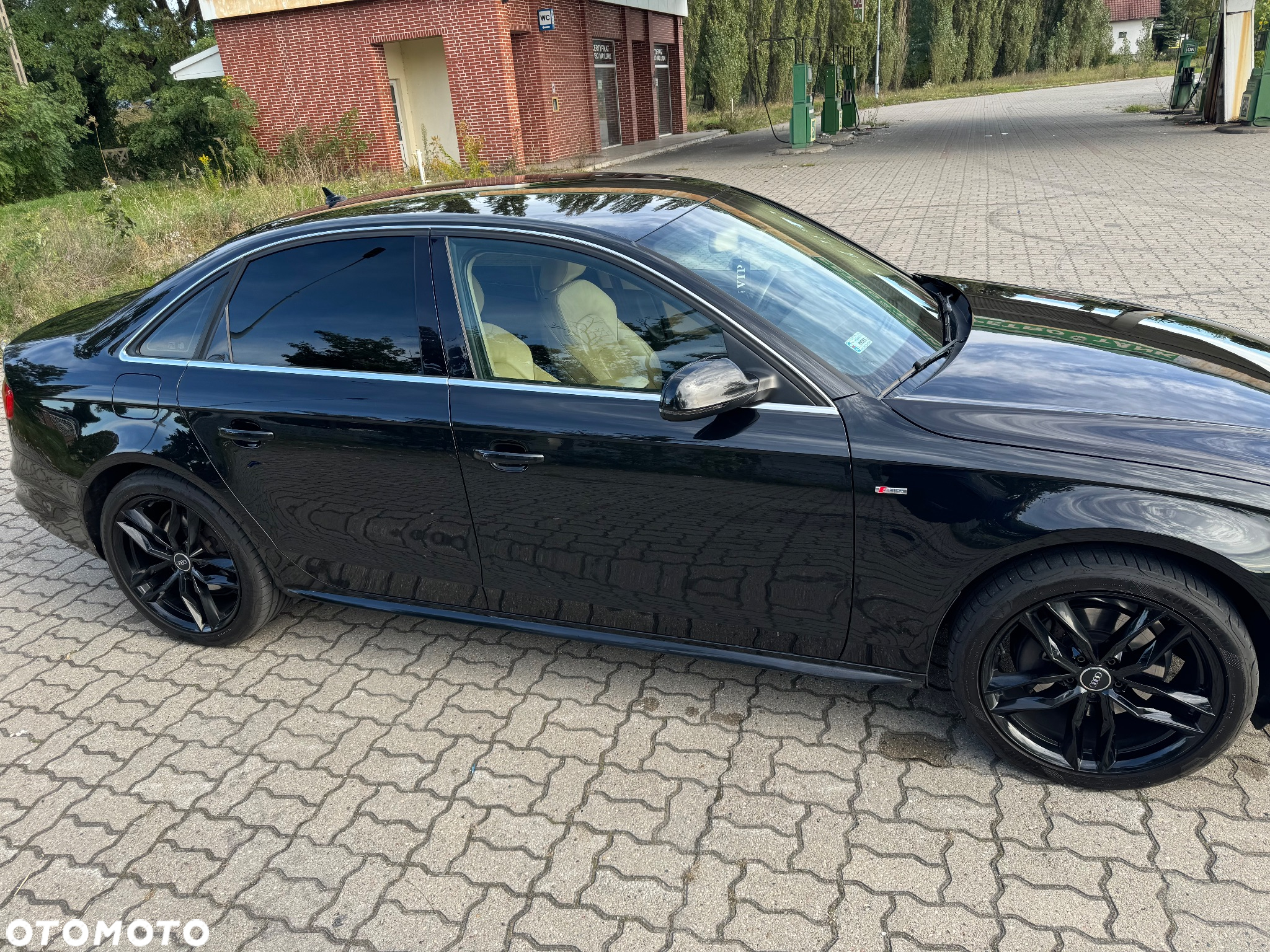 Audi A4 - 4