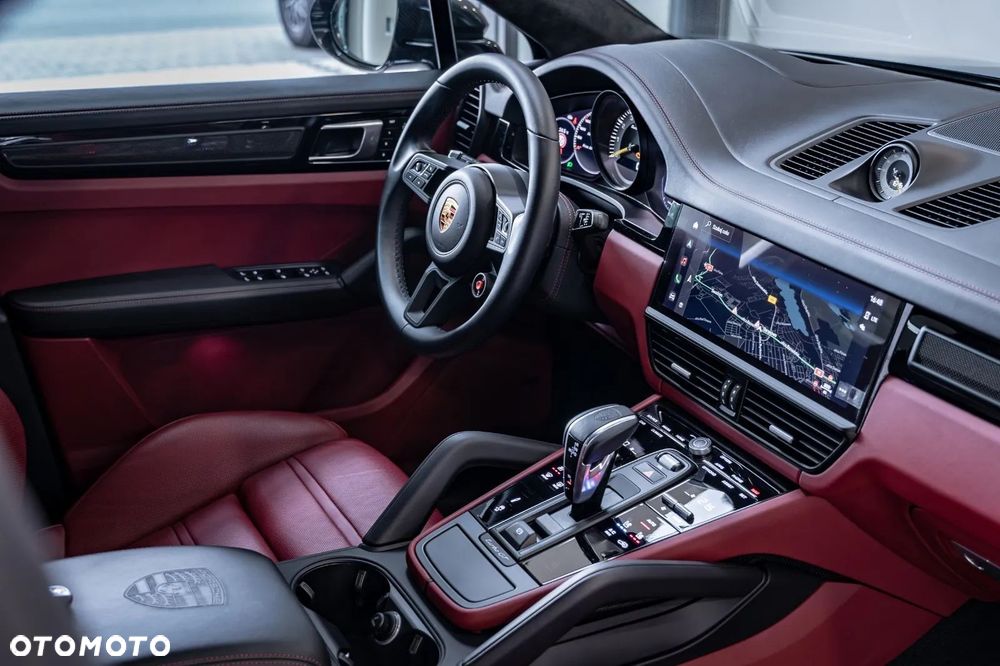 Porsche Cayenne - 9