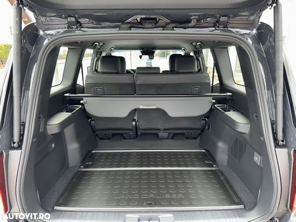 Toyota Land Cruiser 2.8l D-4D 204 CP A/T 7 locuri Executive - 17