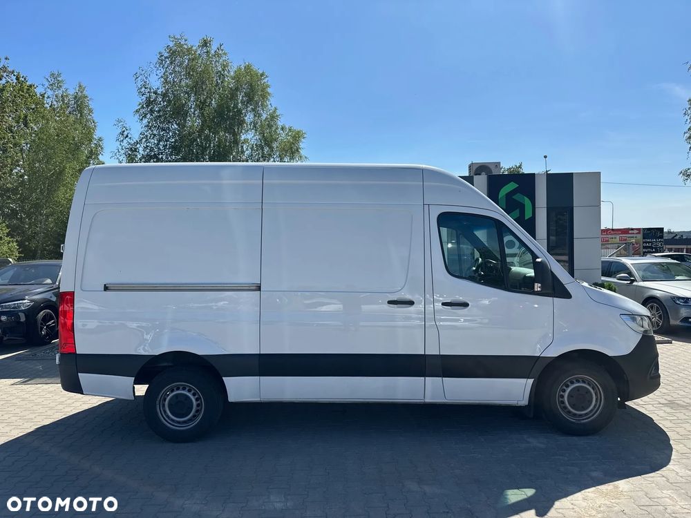 Mercedes-Benz Sprinter - 3