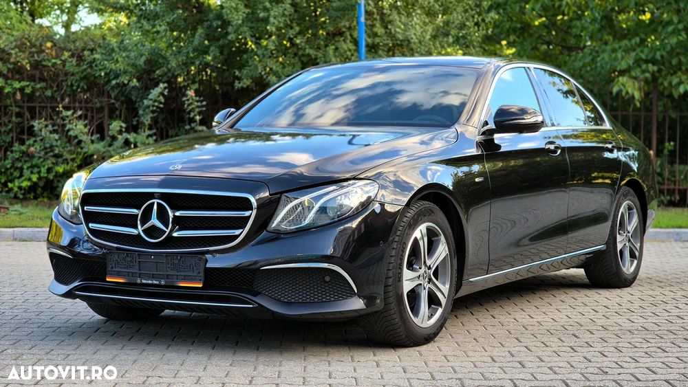 Mercedes-Benz E - 14