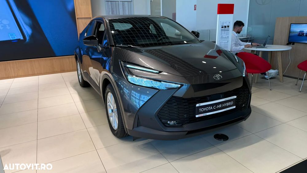 Toyota C-HR - 6