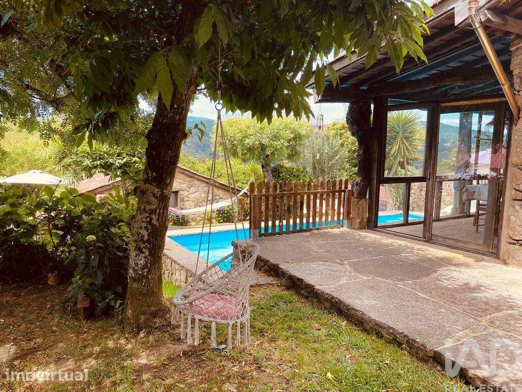 Casa rústica em Sapardos de 221 m2 - Grande imagem: 4/23