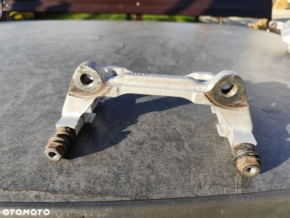 OEM zacisk hamulcowy VW z jarznem przód TRW 6792/G - 4