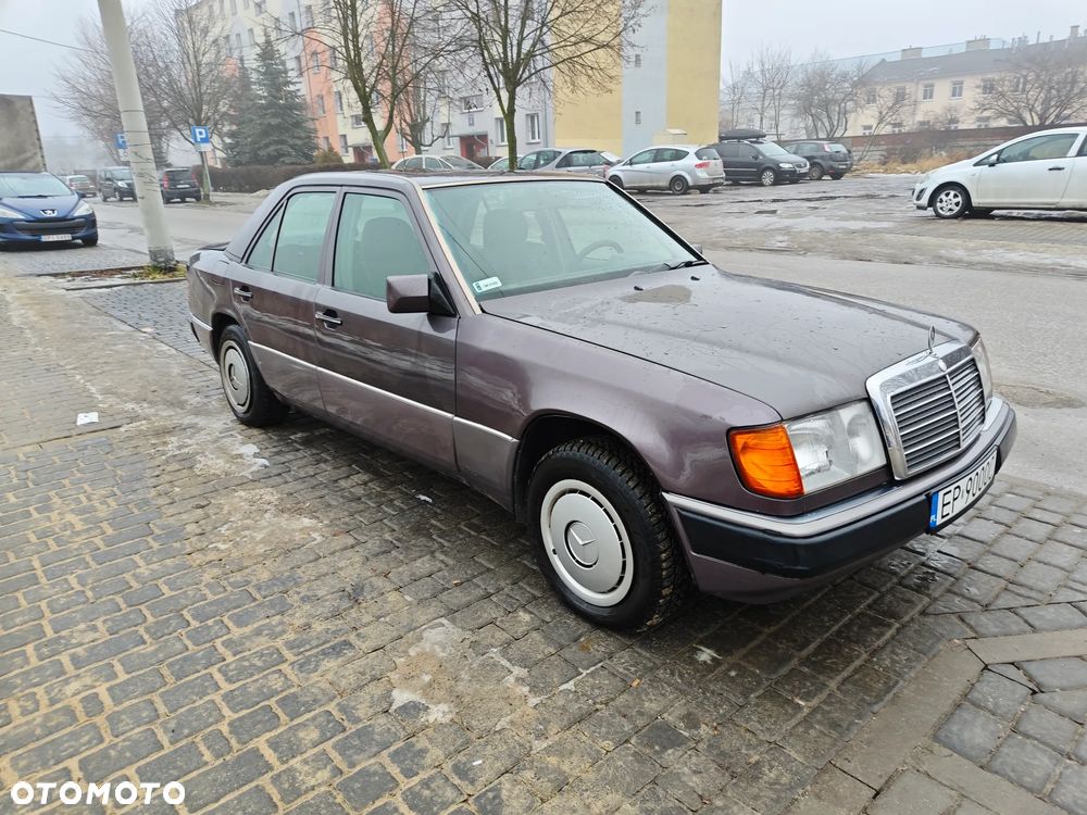Mercedes-Benz W124 (1984-1993) - 8
