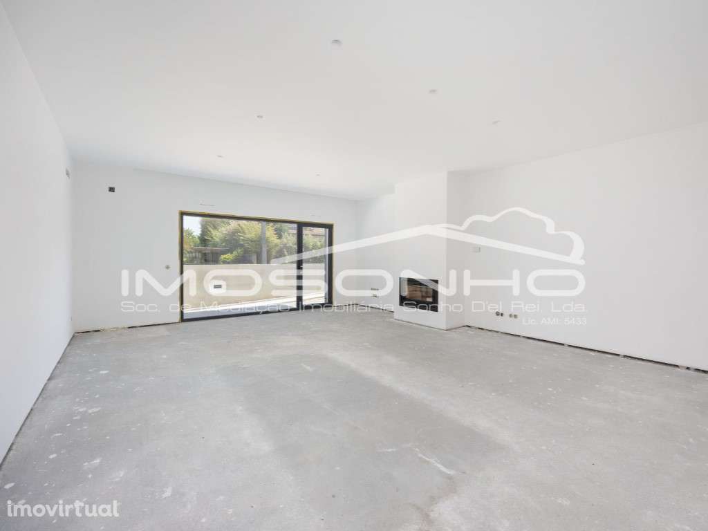 Moradia T3 - Grande imagem: 2/25