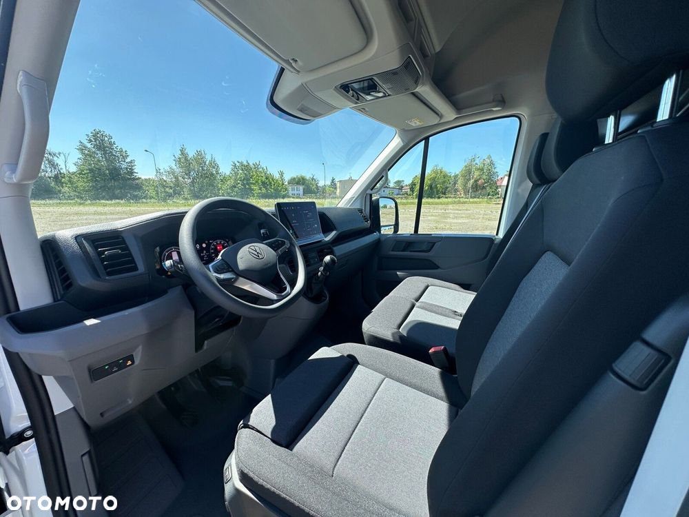 Volkswagen Crafter 35 2.0 TDI L3H3 3640 177 KM - 10