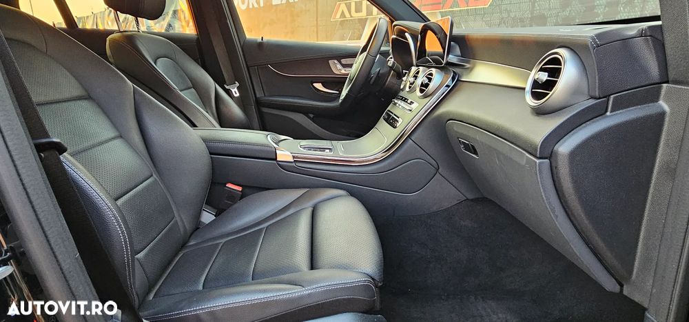 Mercedes-Benz GLC 300 de 4Matic 9G-TRONIC Exclusive - 10