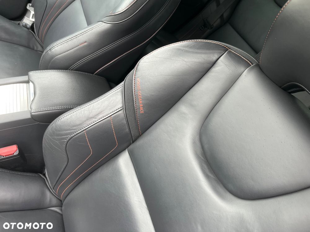 Volvo XC 60 - 24