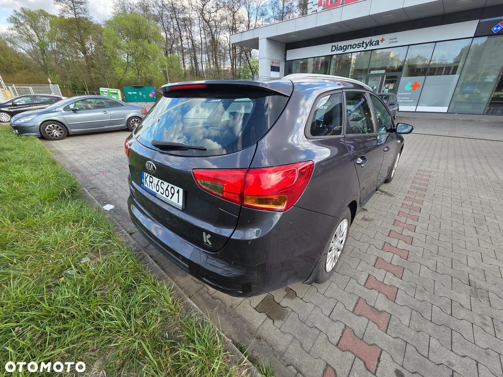 Kia Ceed 1.6 GDI M - 6