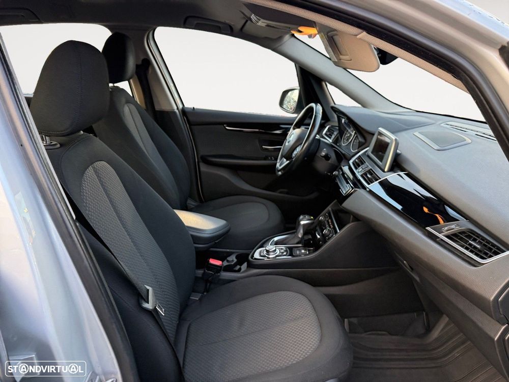 BMW 218 Active Tourer d Line Luxury Auto - 15