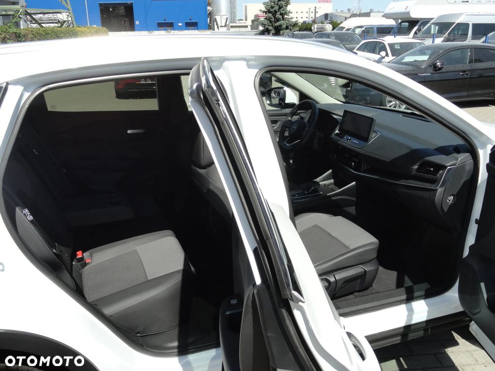 Nissan Qashqai 1.3 DIG-T MHEV Xtronic N-Connecta - 10