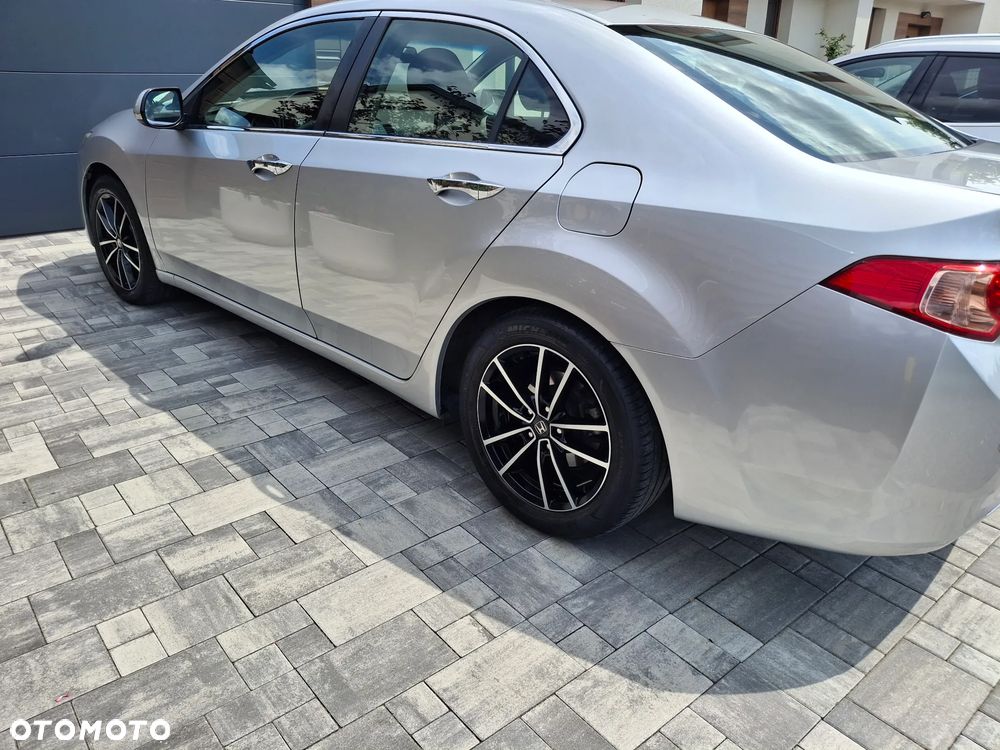 Honda Accord 2.0 Lifestyle - 3