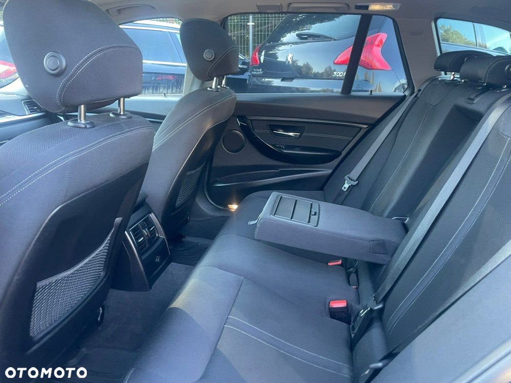 BMW Seria 3 - 10