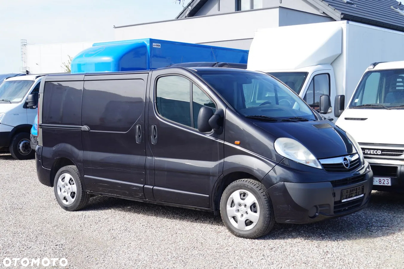 Opel VIVARO - 9