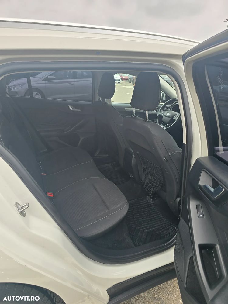 Ford Focus 1.5 EcoBlue Titanium Business - 13