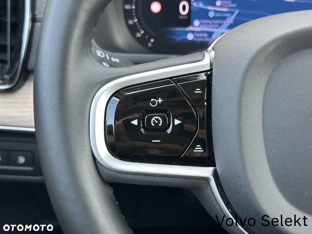 Volvo XC 90 - 11