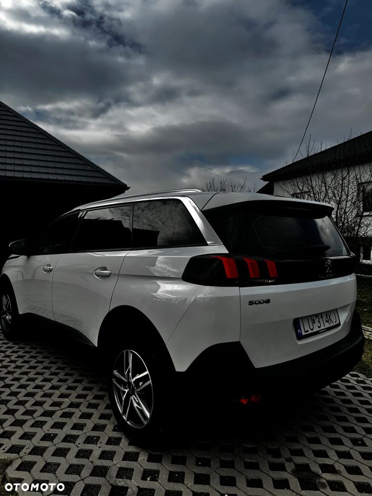 Peugeot 5008 - 4