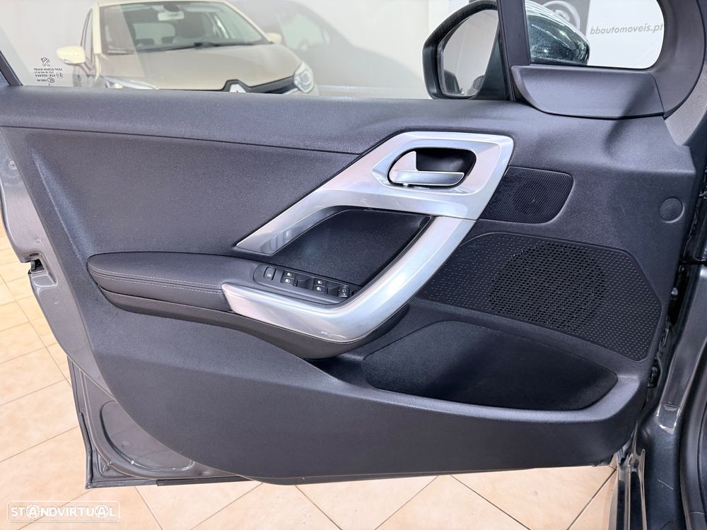 Peugeot 208 1.2 PureTech Allure EAT6 - 26