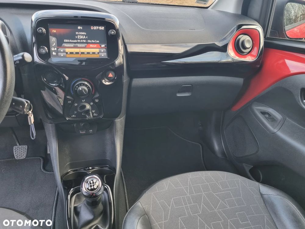 Toyota Aygo x-clusive Style Selection - 28