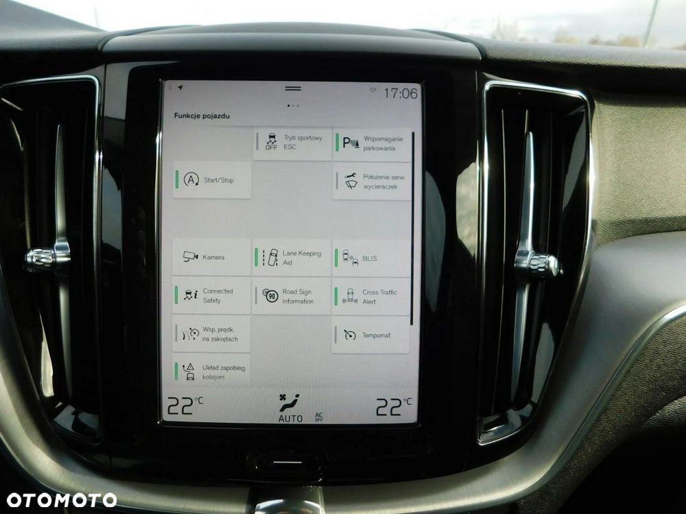 Volvo XC 60 D4 Momentum Pro - 20