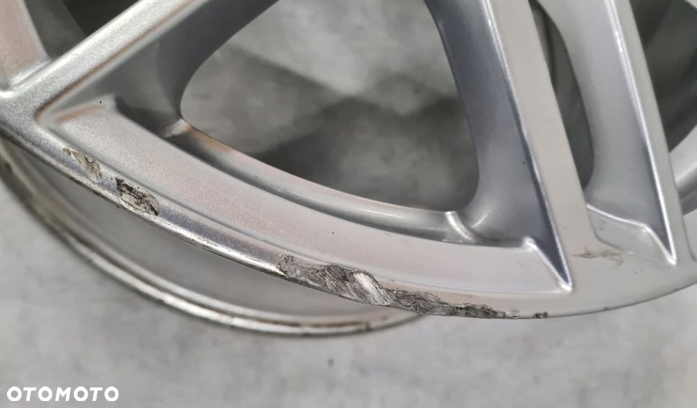 Felga AUDI TT 8S0601025M 8,5x18 ET50 - 4