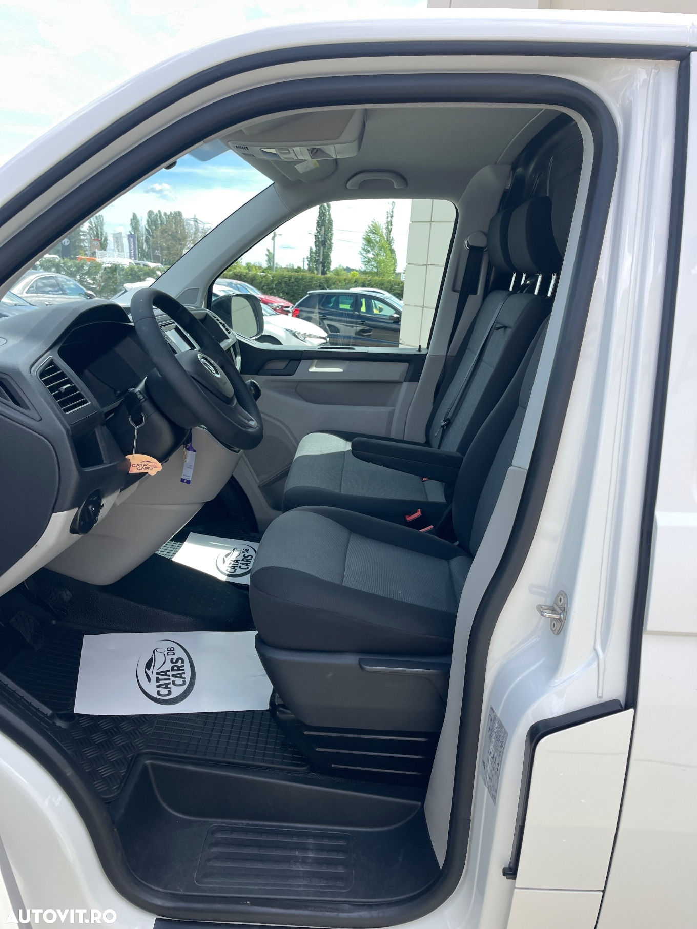 Volkswagen Transporter 2.0TDI  LUNG  2CULISANTE  USI SPATE - 30