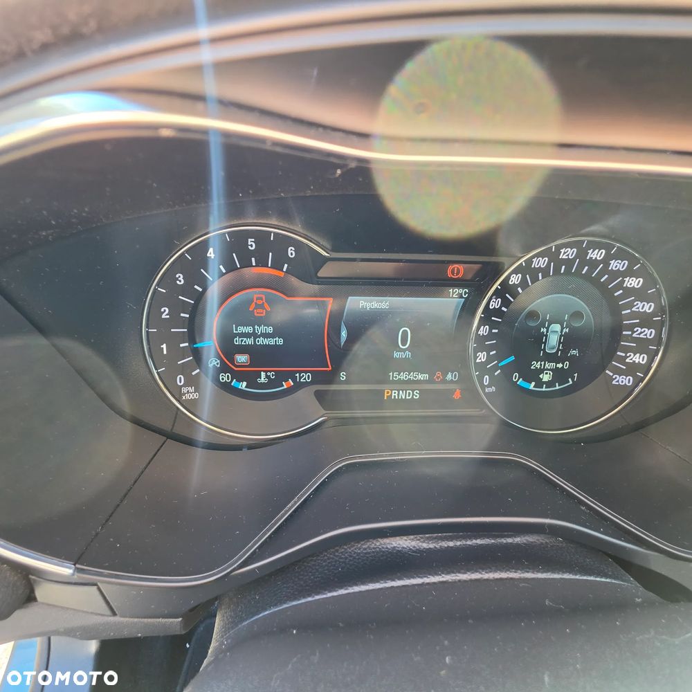 Ford Mondeo 2.0 TDCi Ambiente PowerShift - 12