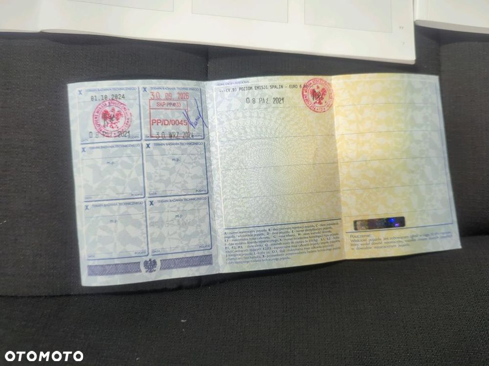 Volvo XC 40 T3 Momentum - 19