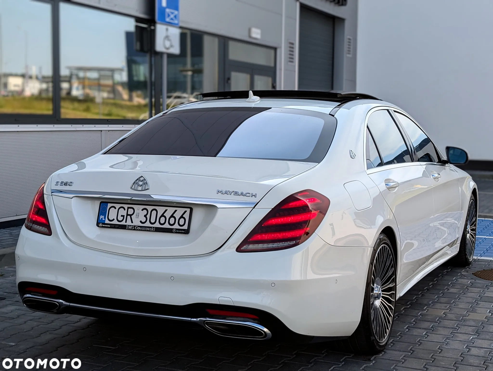 Mercedes-Benz Klasa S 560 L 4Matic 9G-TRONIC - 4