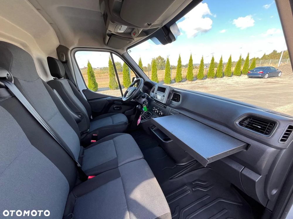 Renault Master 2.3 / DOSTAWCZY / 2023 / 15 TYS PRZEB. - 22